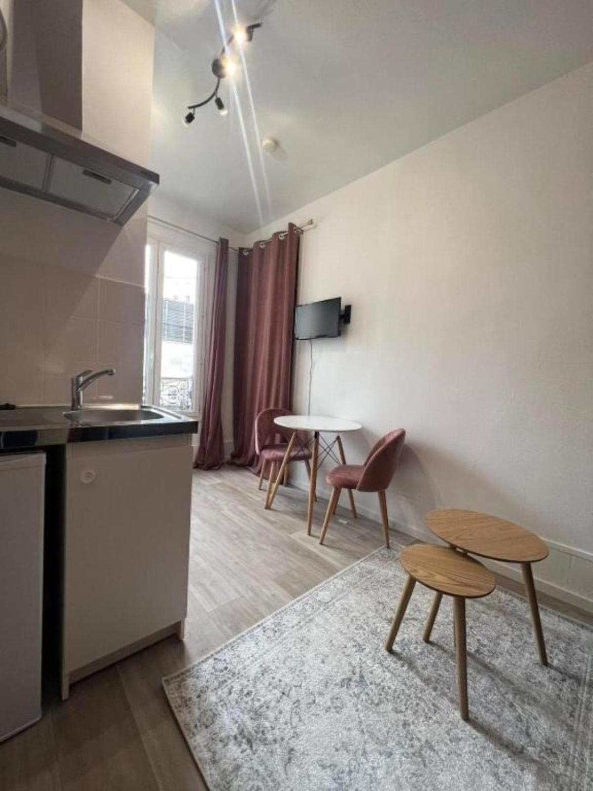 Apartamento Studio - Buttes Chaumont París Exterior foto
